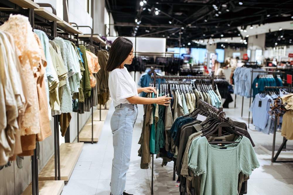 Les initiatives de diversification de Jacquemus pour élargir son offre de produits