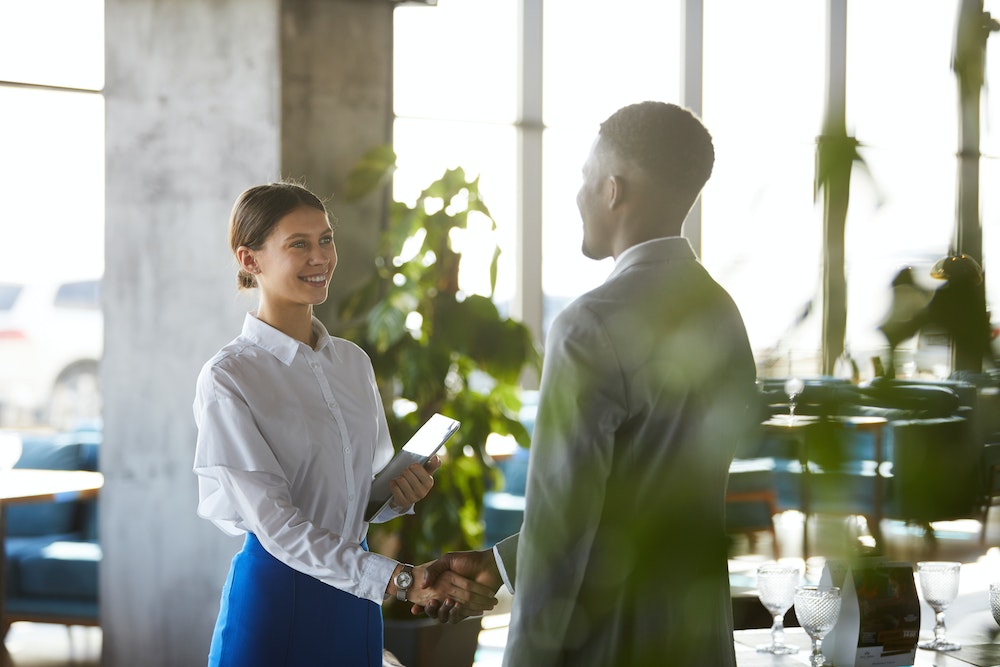 Dépassement des seuils de chiffre d'affaires pour les micro-entrepreneurs : quelles conséquences ?