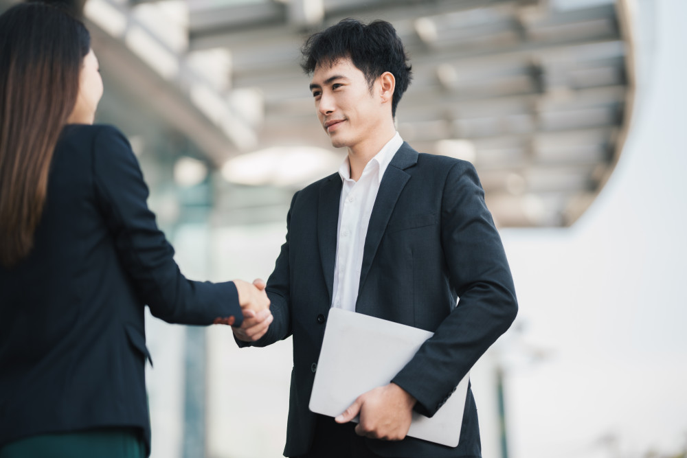 Achat de fonds de commerce: les clés pour réussir une transaction